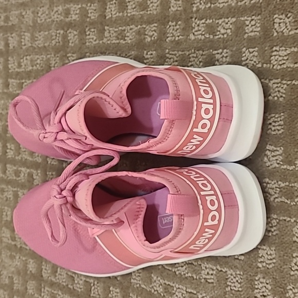 New Balance Runners - Picture 3 of 4